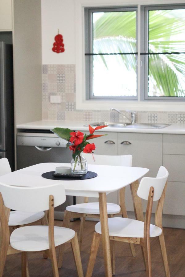 Island Cottages Nelly Bay Екстер'єр фото